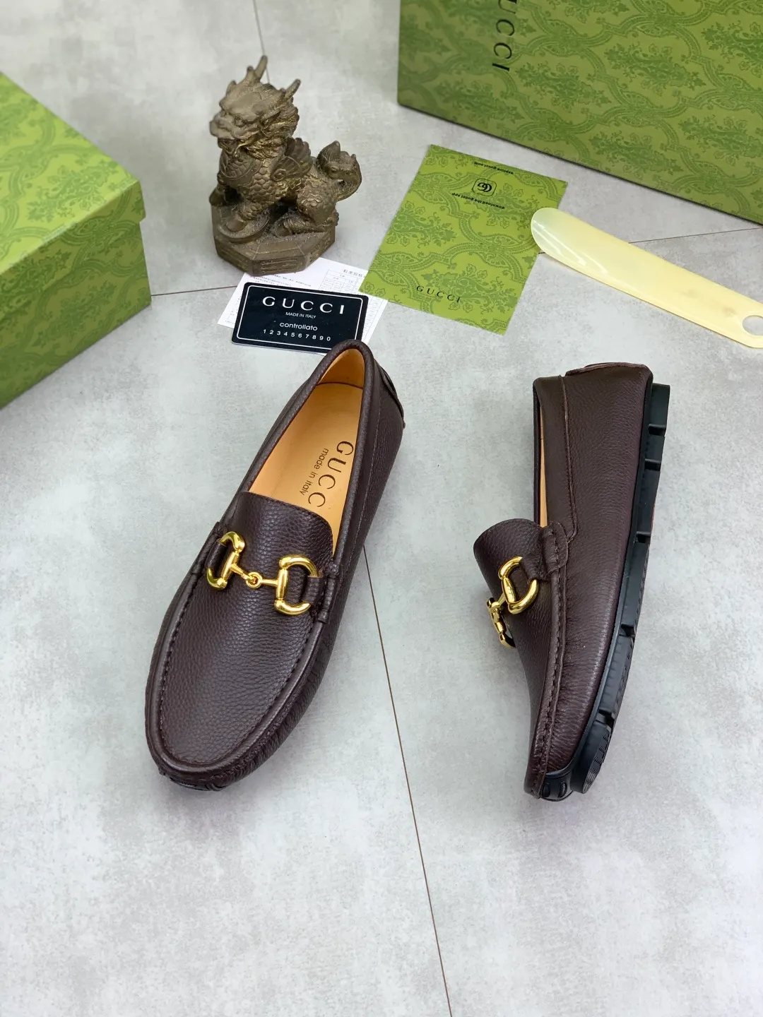 Men's men's shoes💰P360💰[New style]🆘[GUCCI] New classic beanie shoes; Hong Kong original top quality, exquisite craftsmanship, top quality💪🏼High-end boutique men's beanie shoes, British fashion style 🎈The upper is made of Italian imported calfskin🔥, comfortable and breathable, fully imported soft pigskin lining, lazy slip-on Loaf style This fabric is made of 🇮🇹🎈, which is suitable for drivers to drive, and the original non-slip and wear-resistant rubber outsole 🎈Number of codes: 38-45 Multi-color 🉑️ to choose from